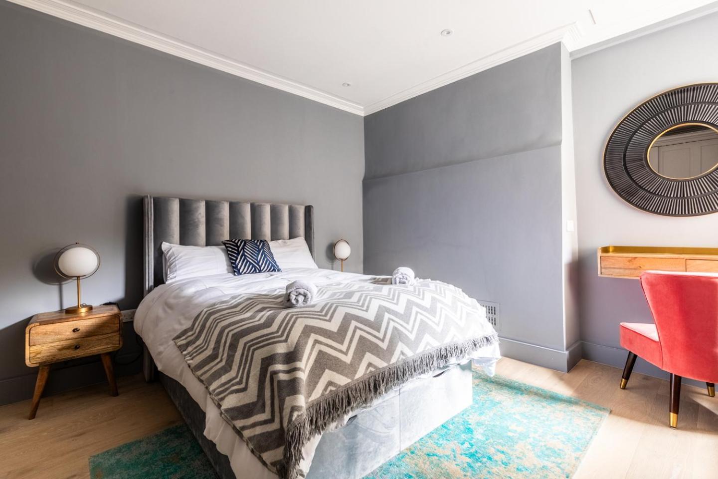 Russell House Suites Bath Zewnętrze zdjęcie